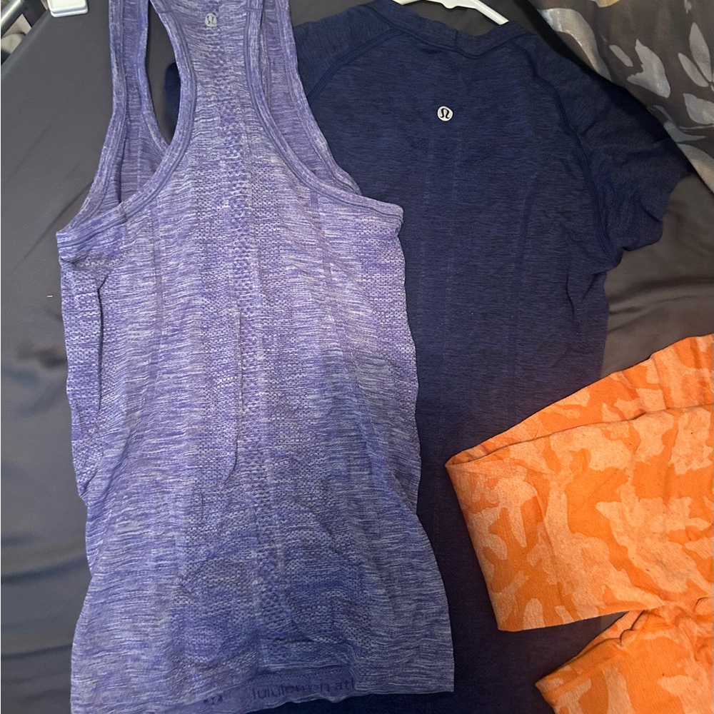 Lululemon Purple Tank and Blue Tee Set